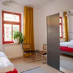 Karl Grosse Apartment