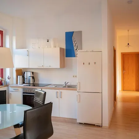 Karl Grosse * Dessau-Rosslau